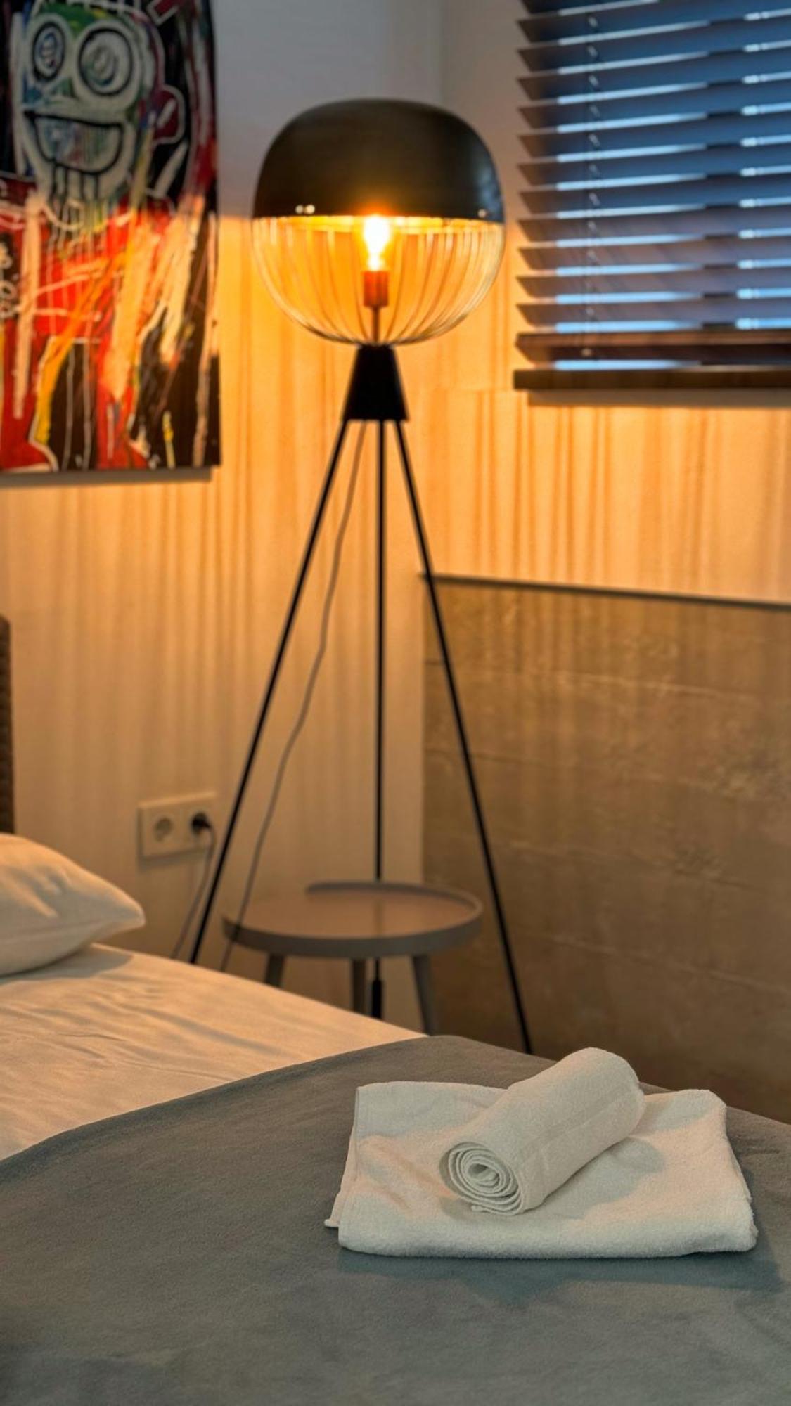 Modern And Spacious Loft Type Apartment 8 With Free Private Parking By "Owl Jazz Apartments" Kaunas Esterno foto